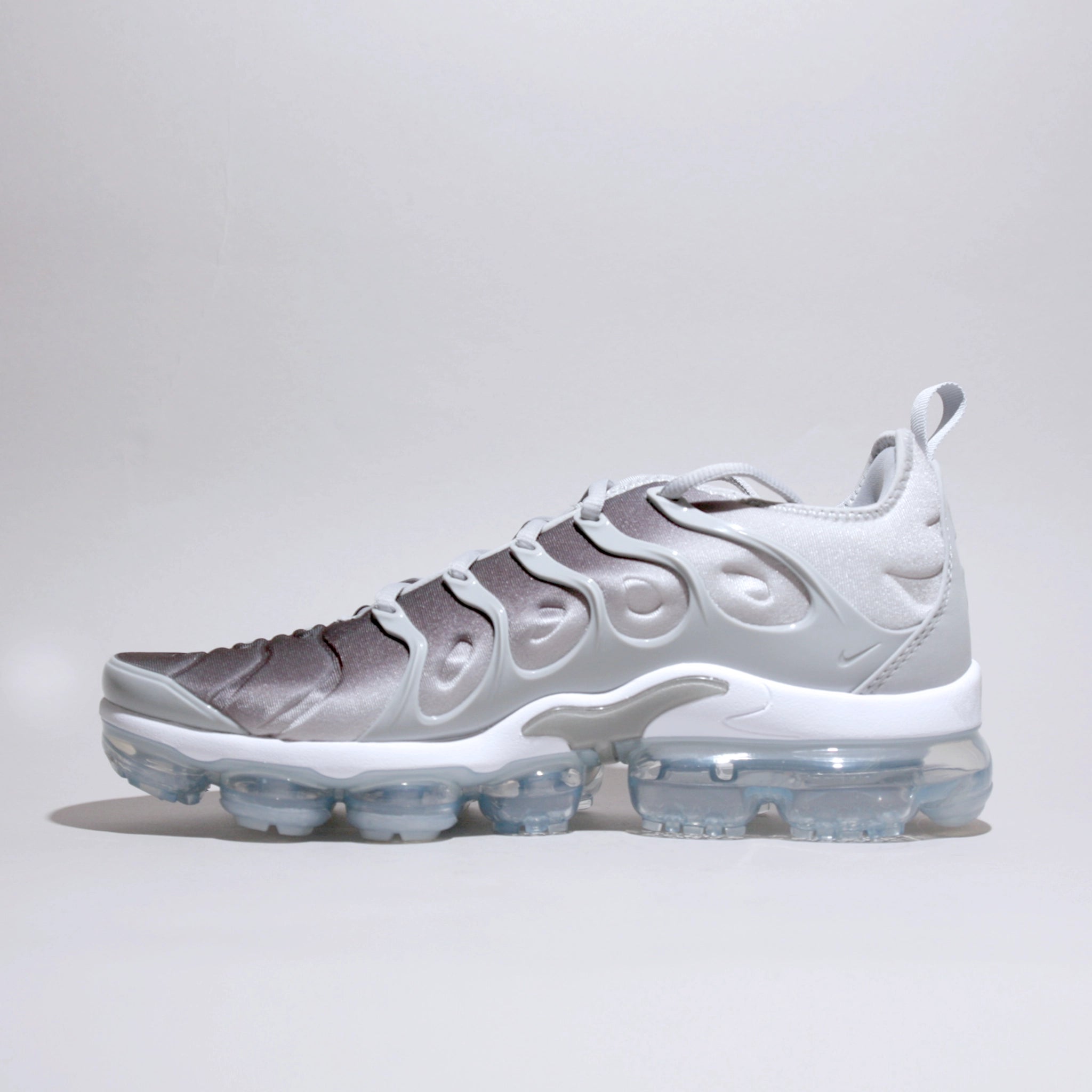 Vapormax 32 hotsell
