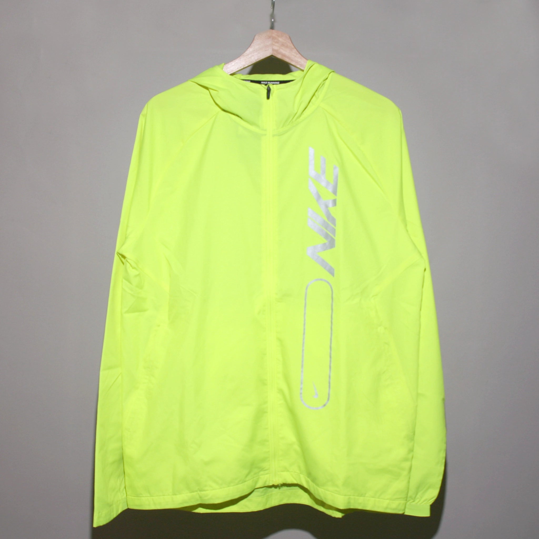 Nike Essential Repel Air Flash Reflective Running Jacket BV5056 702 Volt Caltone