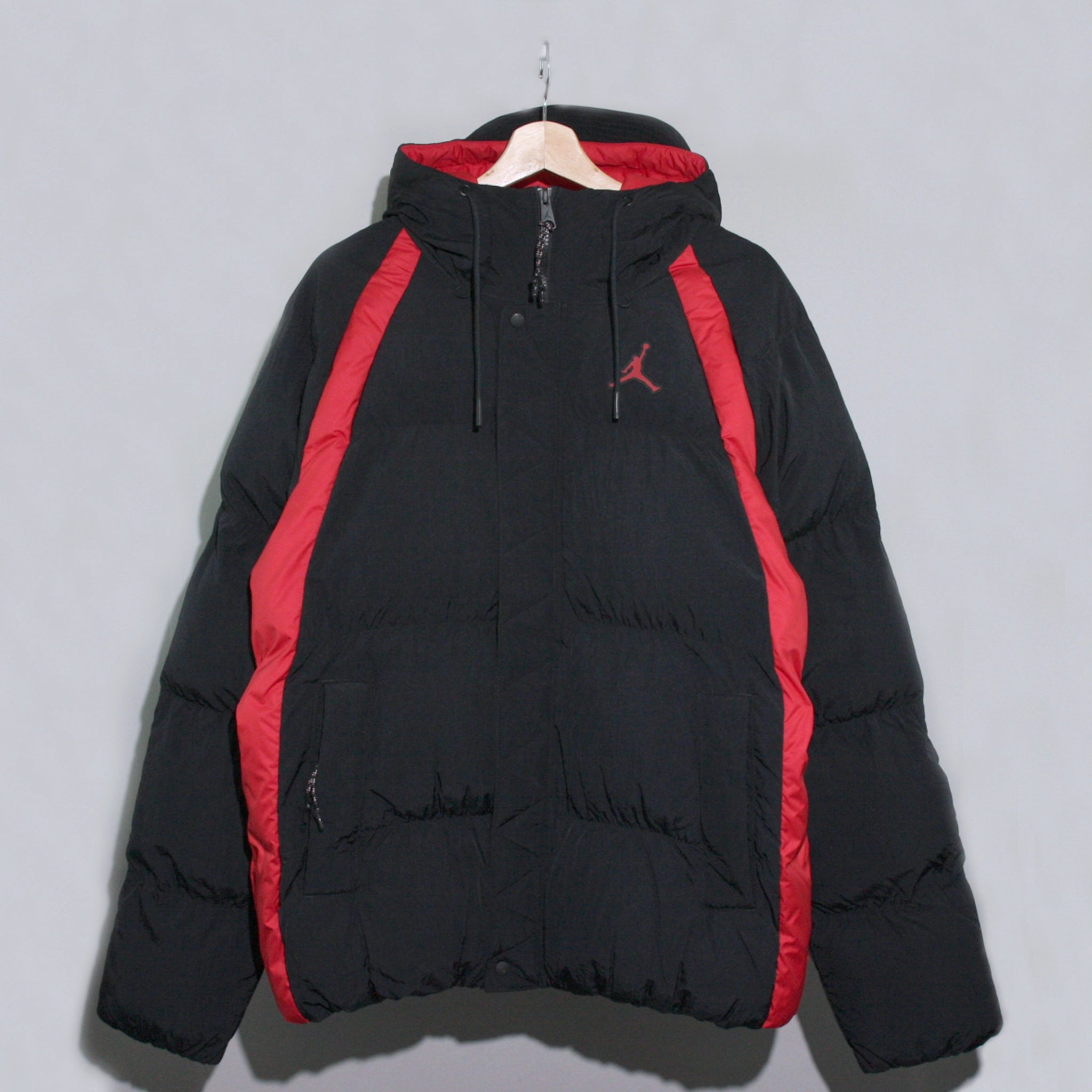 Red jordan top puffer jacket