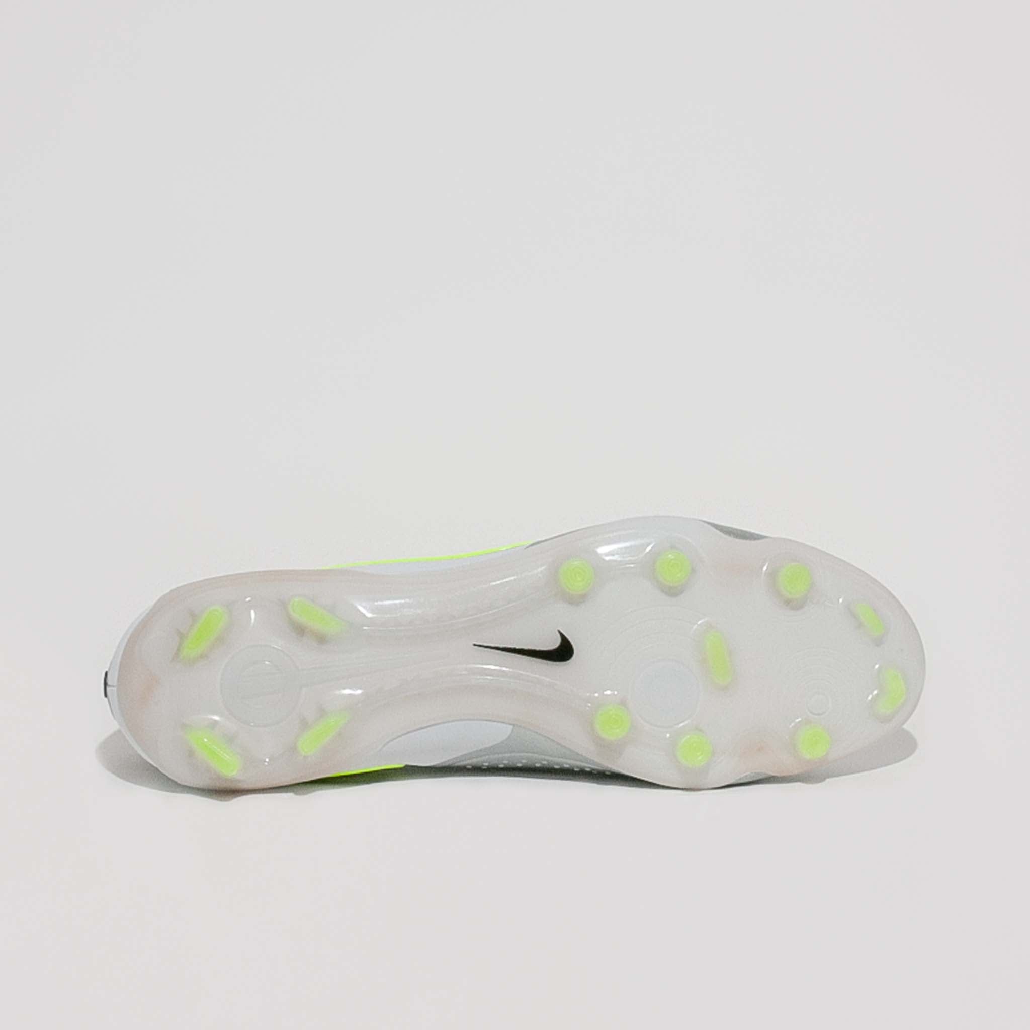 Nike Legend 10 Elite FG Metallic Silver – Caltone