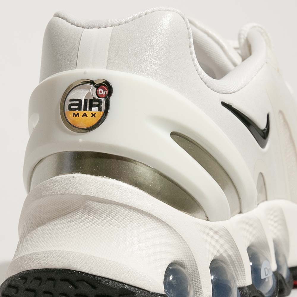 Nike Women's Air Max DN8 Sail/Black/Fossil – Caltone