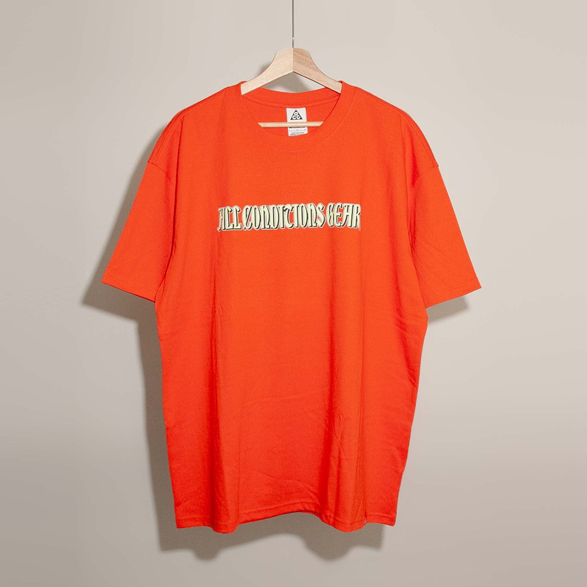 Nike Men's ACG Dri-FIT Graphic Loose Fit T-Shirt Picante Red – Caltone