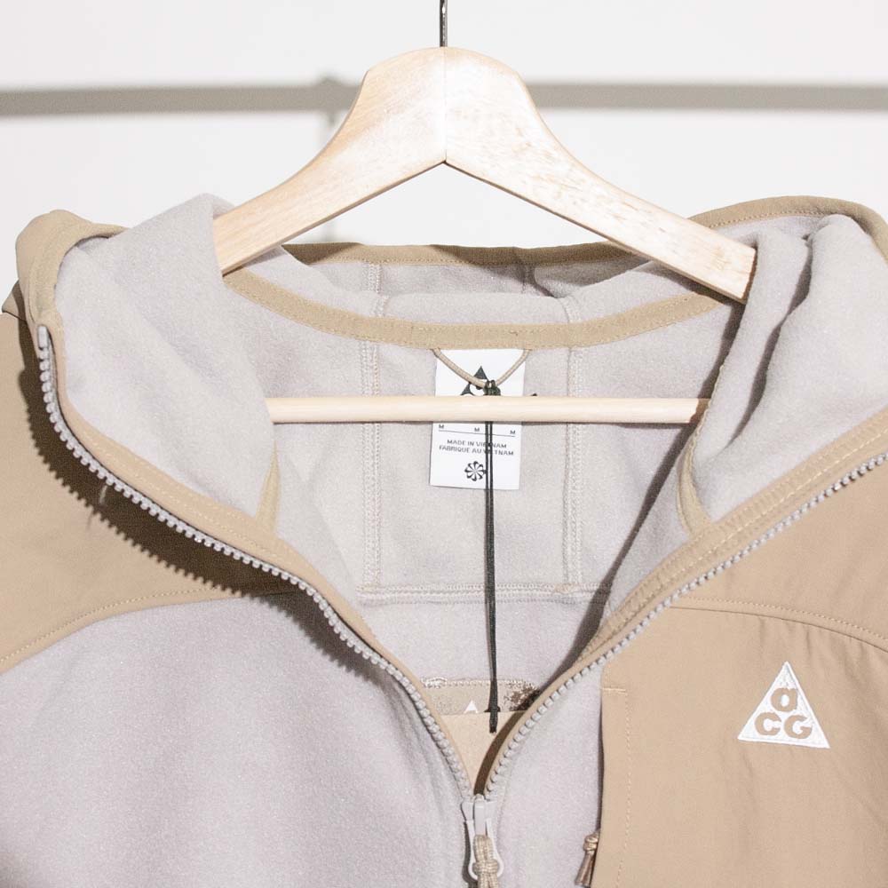 Nike ACG Plus Full-Zip Hooded Mid Layer Parachute Beige College