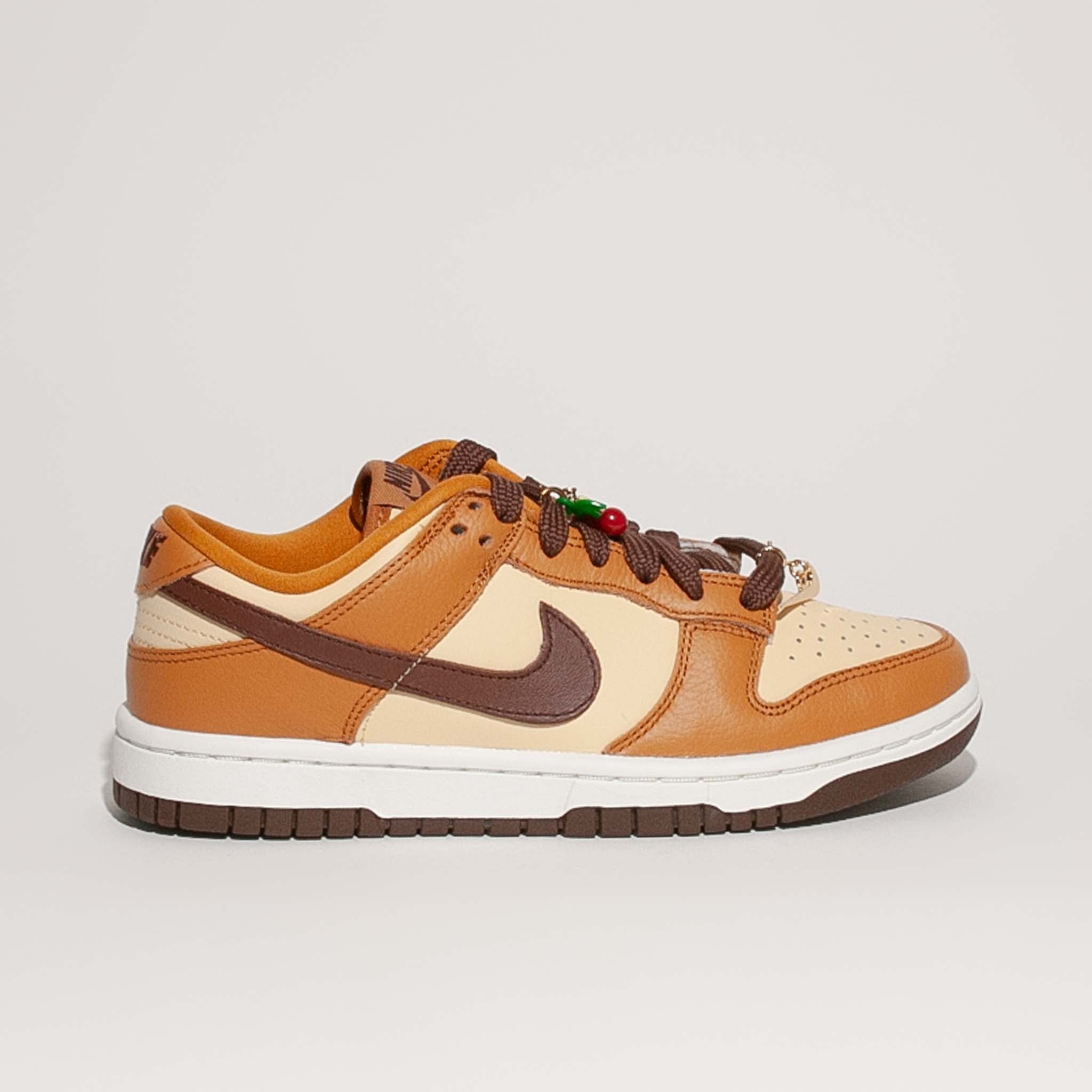 Nike Women's Dunk Low SE Desert Ochre/Fauna Brown – Caltone