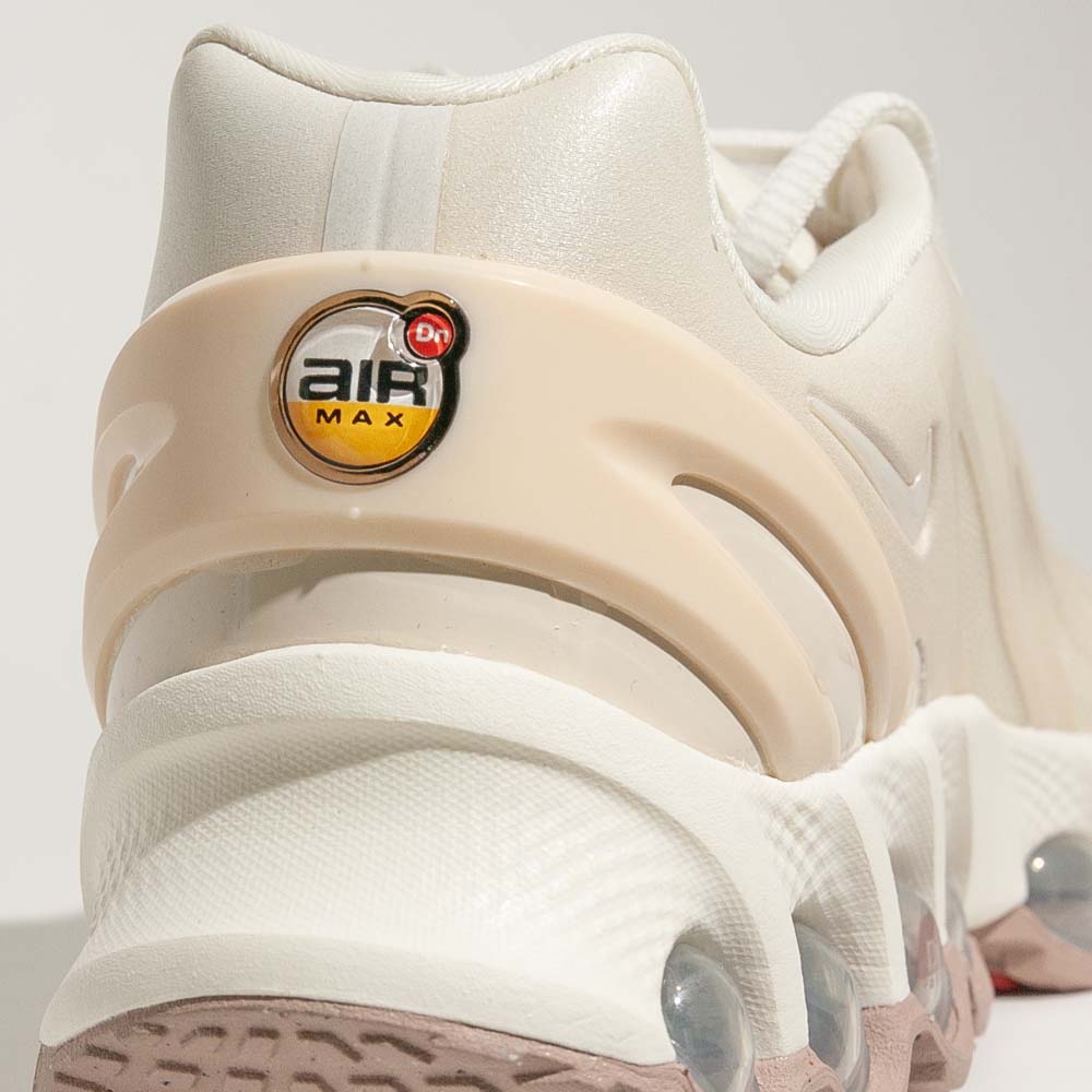 Nike Women's Air Max DN8 Pearl White/Soft Pearl – Caltone