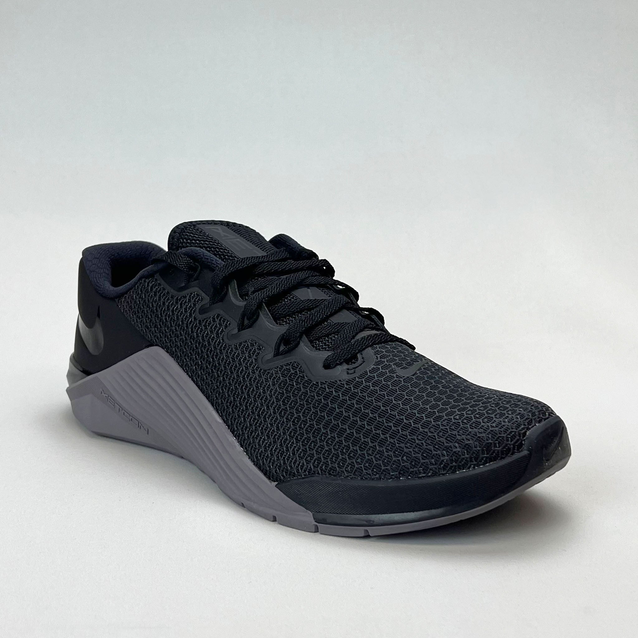 Nike metcon sales 4 gunsmoke