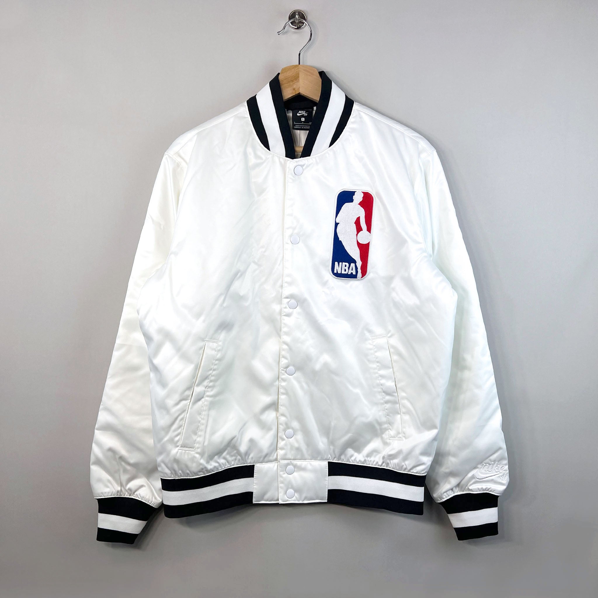 Nike SB Men's NBA Snap Front Bomber Jacket