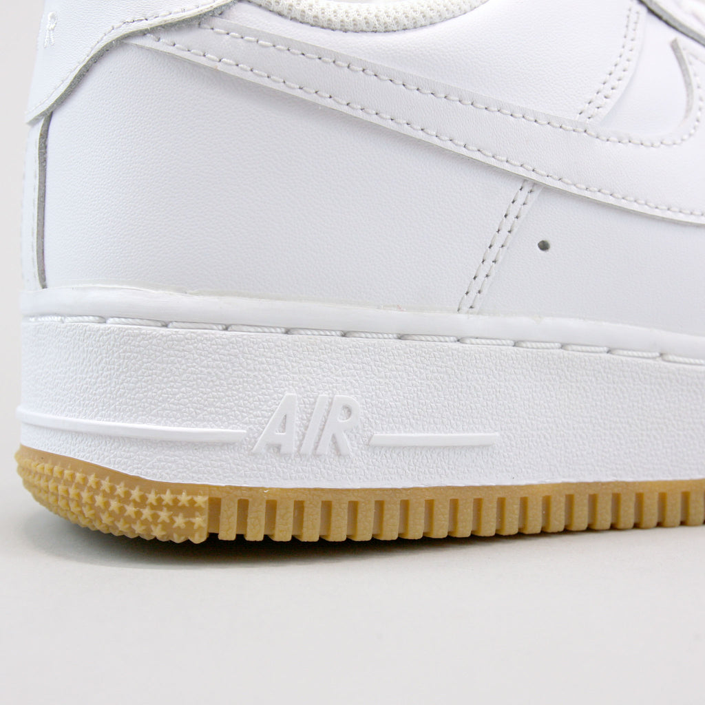 Shop Nike Air Force 1 Low '07 DJ2739-100 white